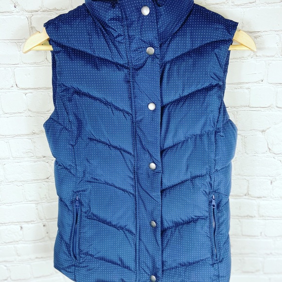 Gap XS puff vest - Picture 3 of 7